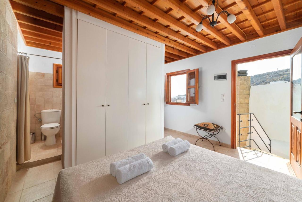Villa Valasia Lindos With Acropolis View エクステリア 写真